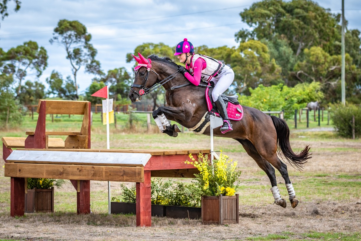Chloe Gee & 'Tia' Clear a Cross Country Fence